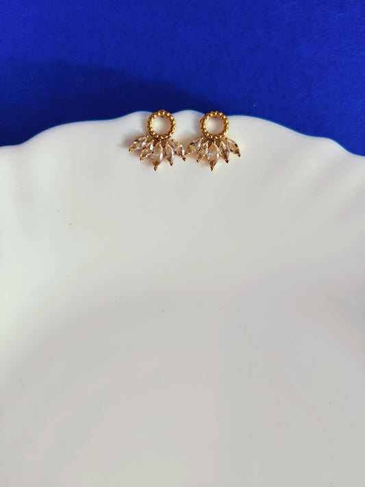 GOLD EARRING  7S T7 X