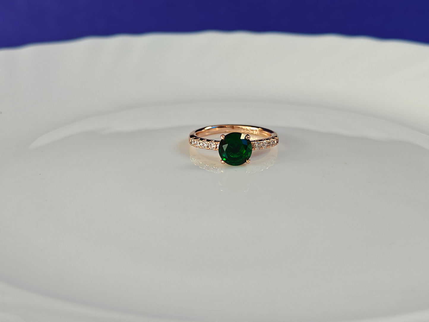 ROSEGOLD RING ..