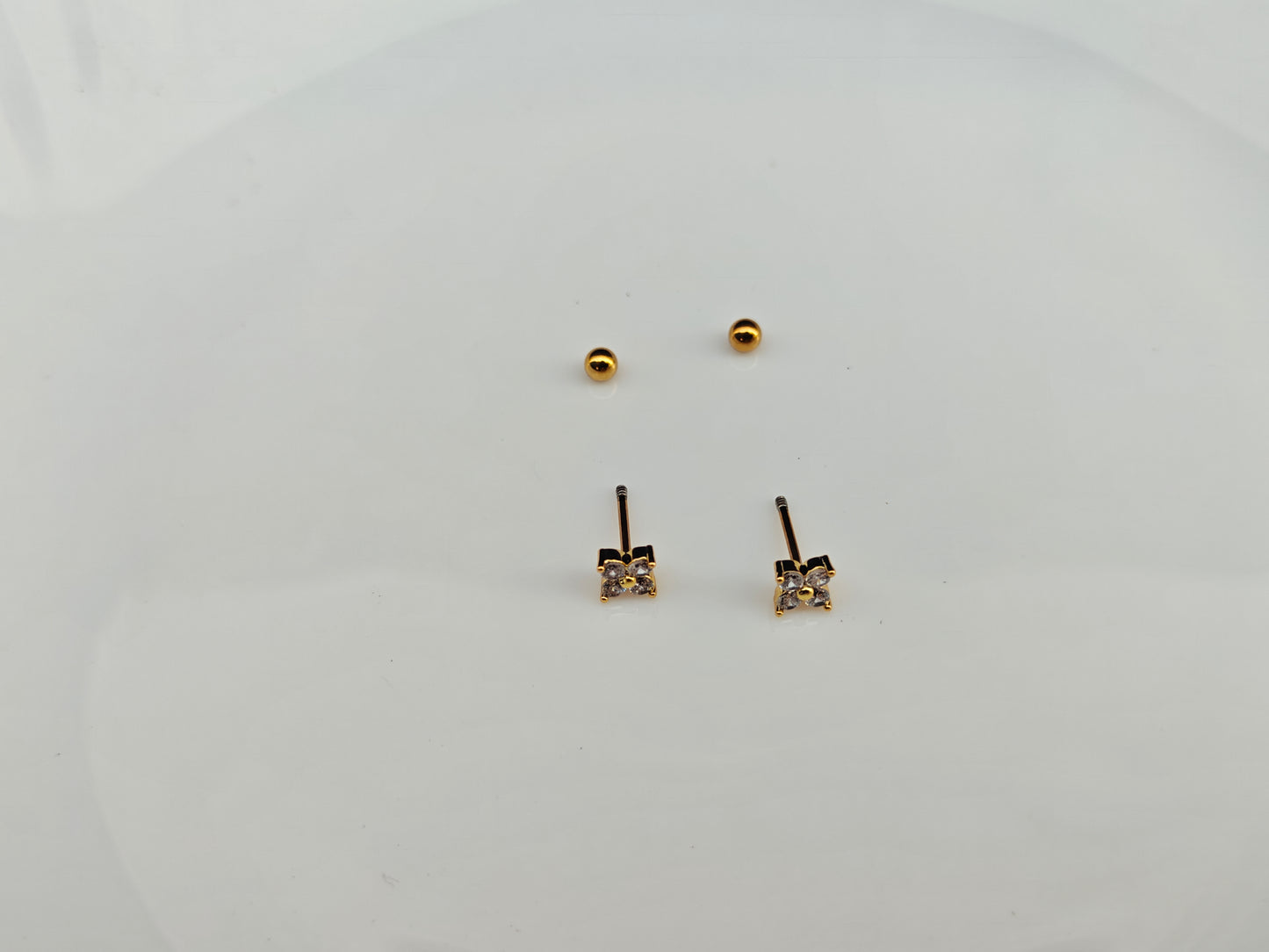 SCREW TYPE EARRINGS ANTI TARNISH AS 4