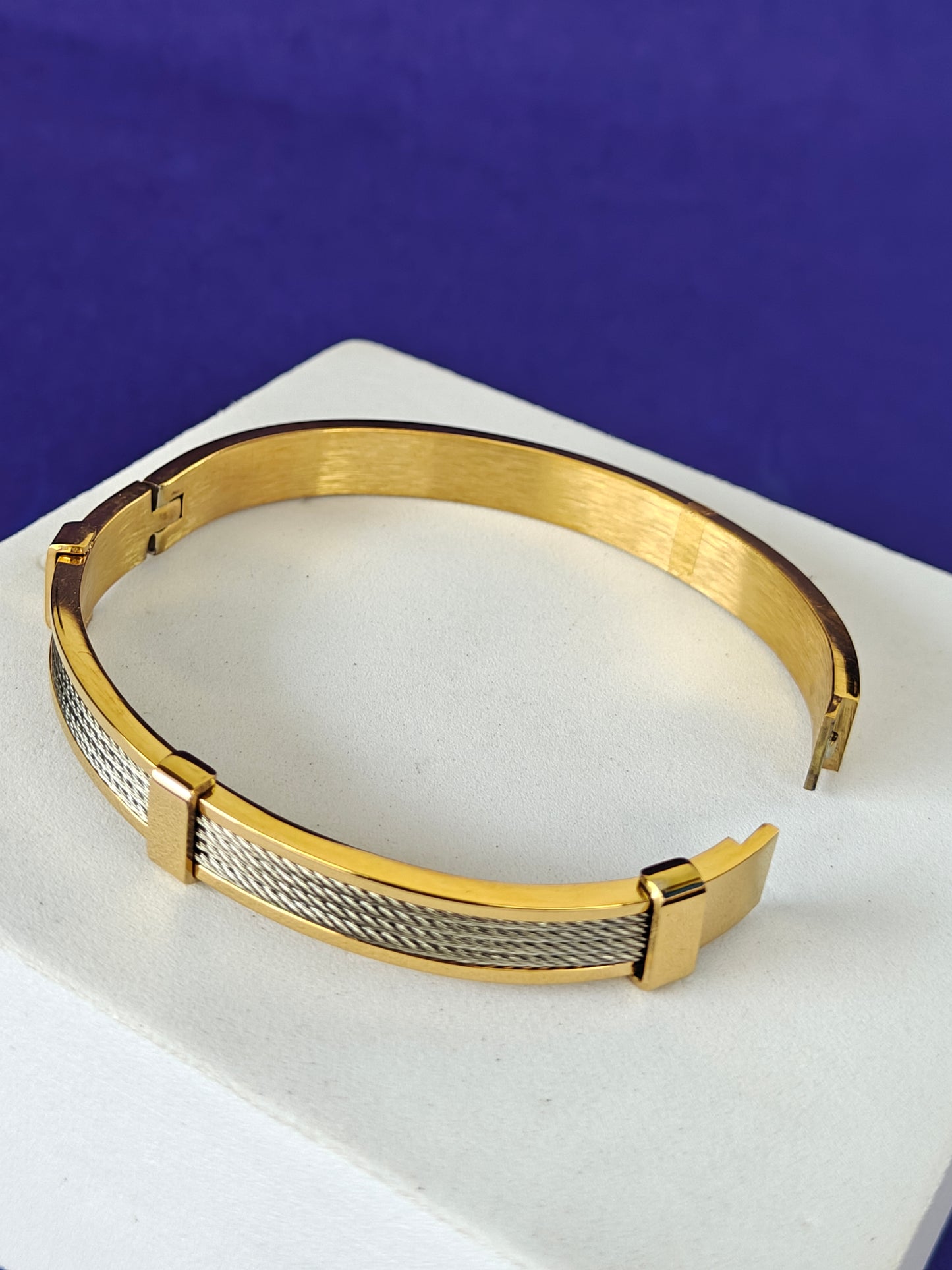 UNISEX KADA GOLD WITH SILVER BRACELET
