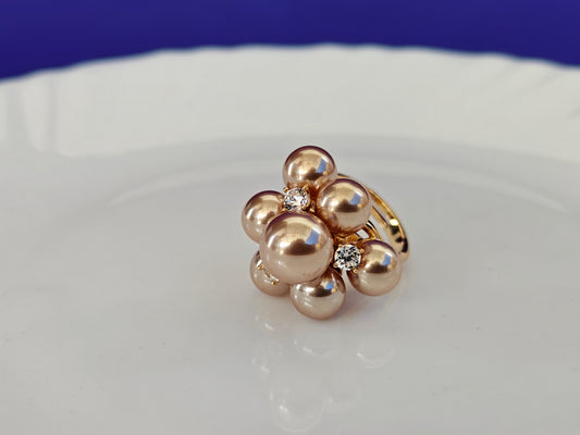 GOLD ADJUSTABLE RING ..