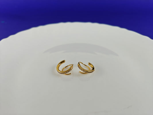 GOLD EARRING  8I T7 X