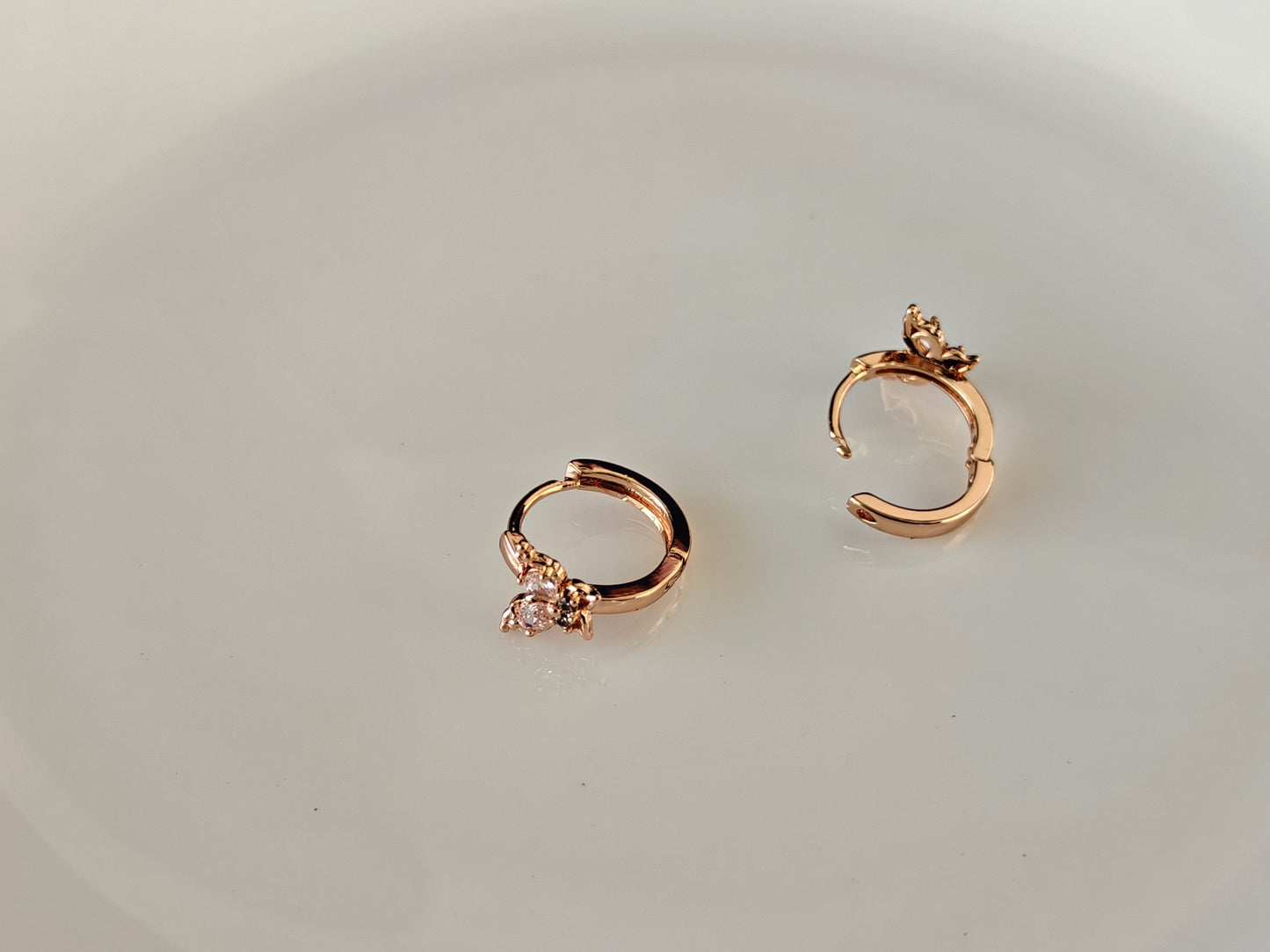 ROSEGOLD EARRING  Y10