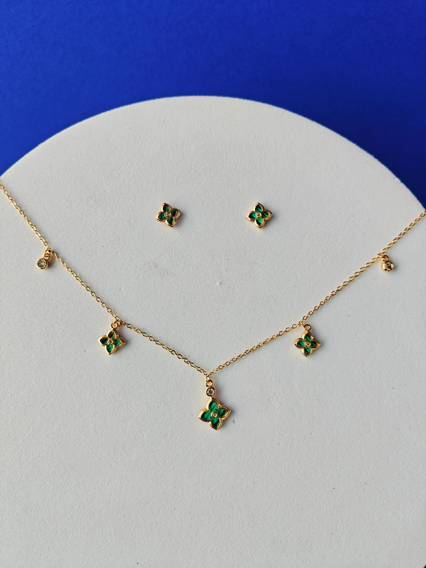 FULLY ADJUSTABLE GOLD CHAIN COMBO WITH EARRINGS